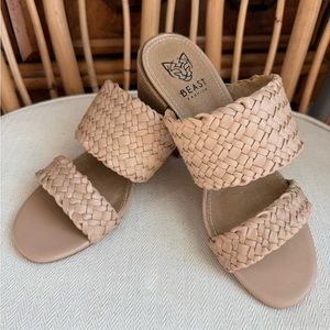 Beast Fashion Women's Tan Woven Sandals Size 5.5